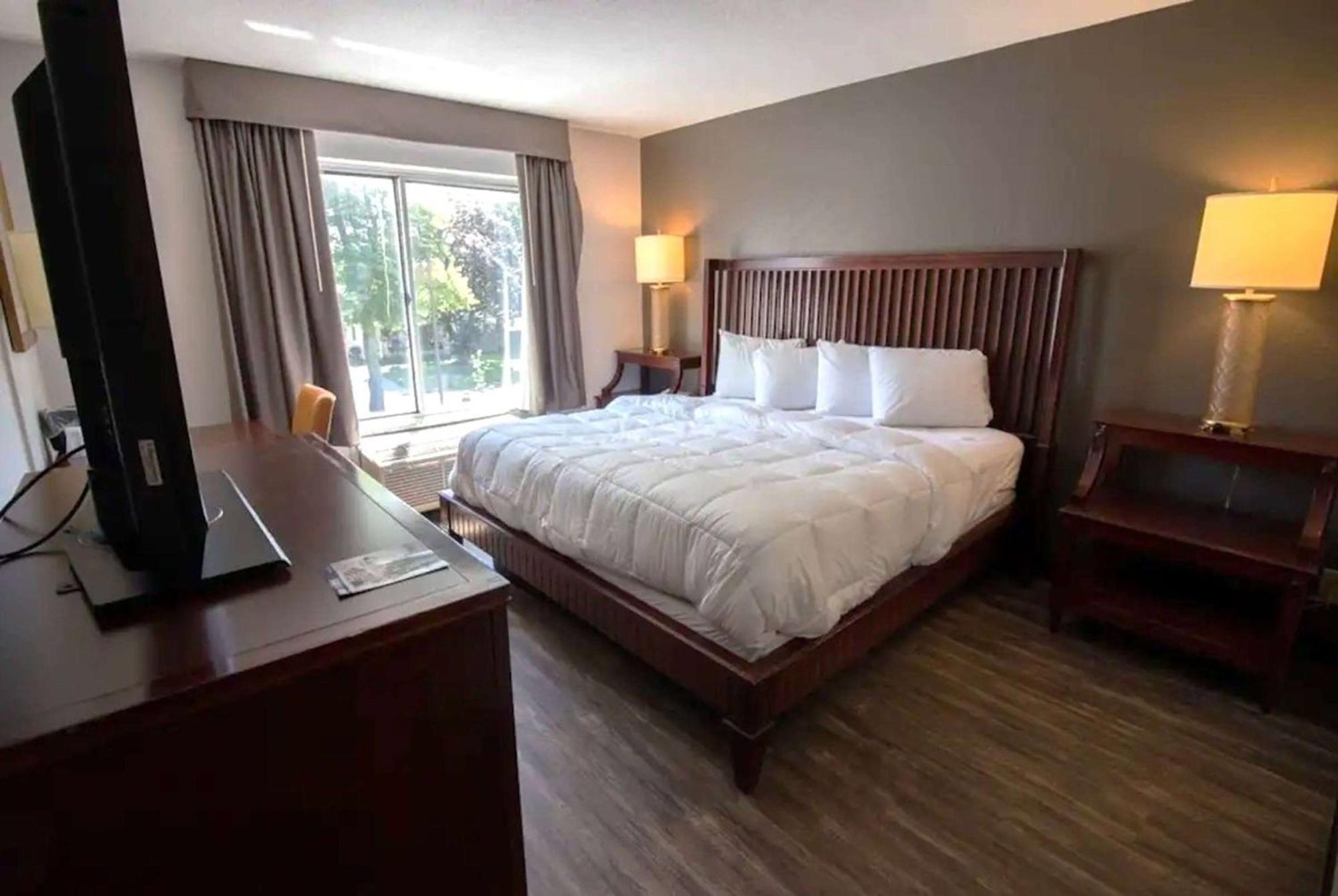 Baymont Inn And Suites By Wyndham Columbus / Near Osu מראה חיצוני תמונה