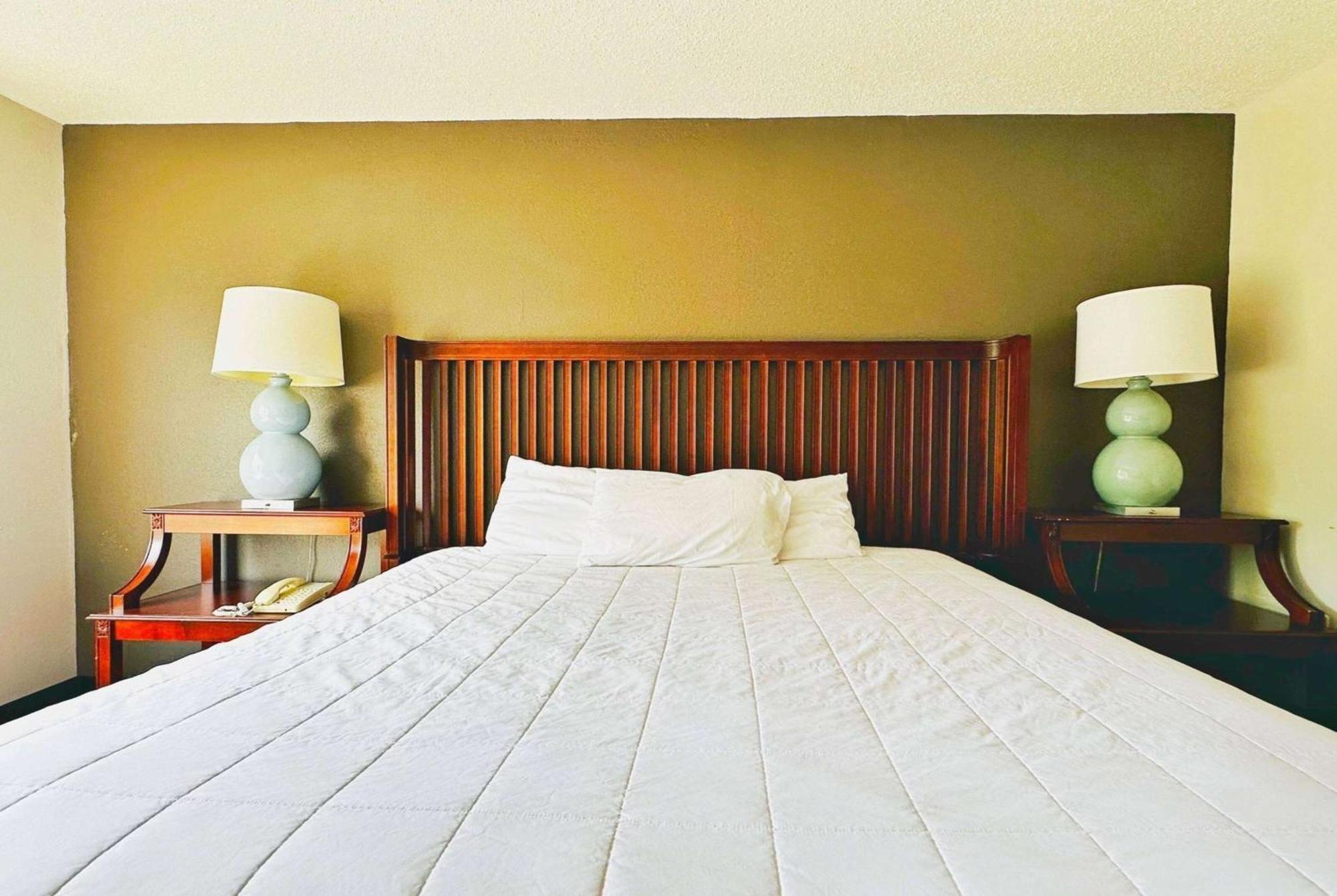 Baymont Inn And Suites By Wyndham Columbus / Near Osu מראה חיצוני תמונה